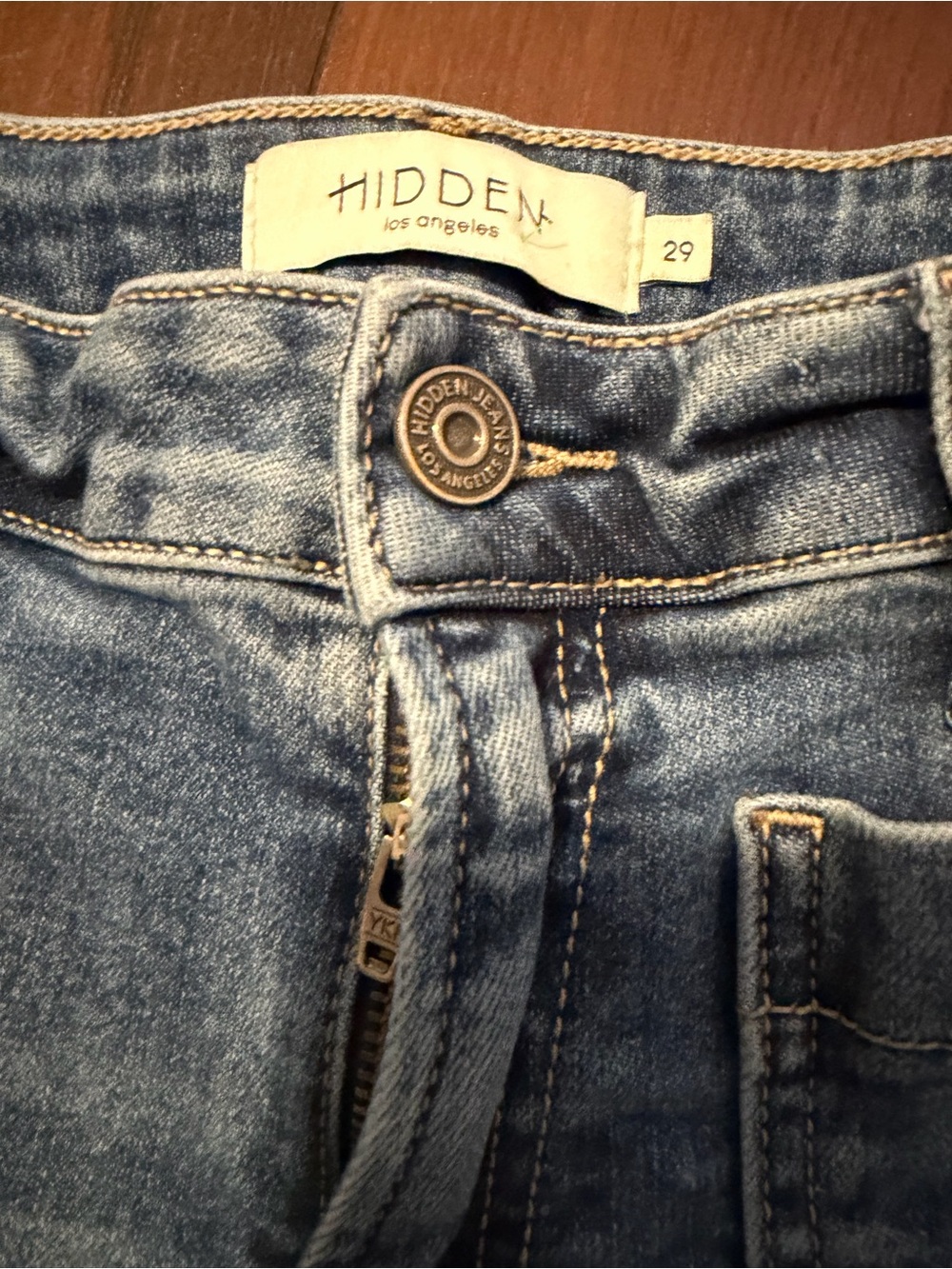 Hidden Jeans Happi Front Pocket Frayed Hem Crop Flare Medium Wash 29 - Picture 3 of 7